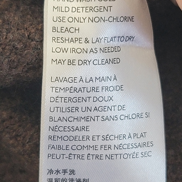 Disneyland hoodie and sweatpants - Picture 4 of 10